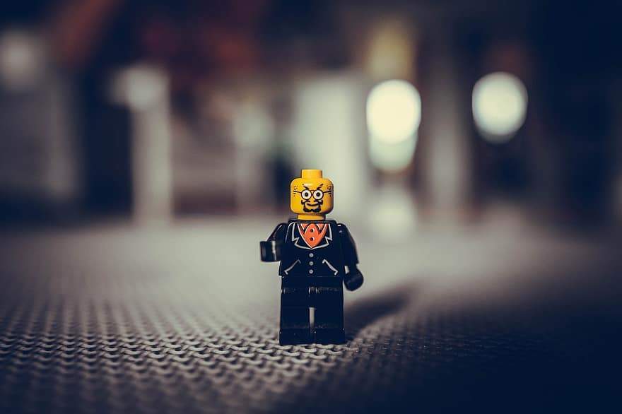 Different ways Lego Customer service has won back Unhappy customers ...