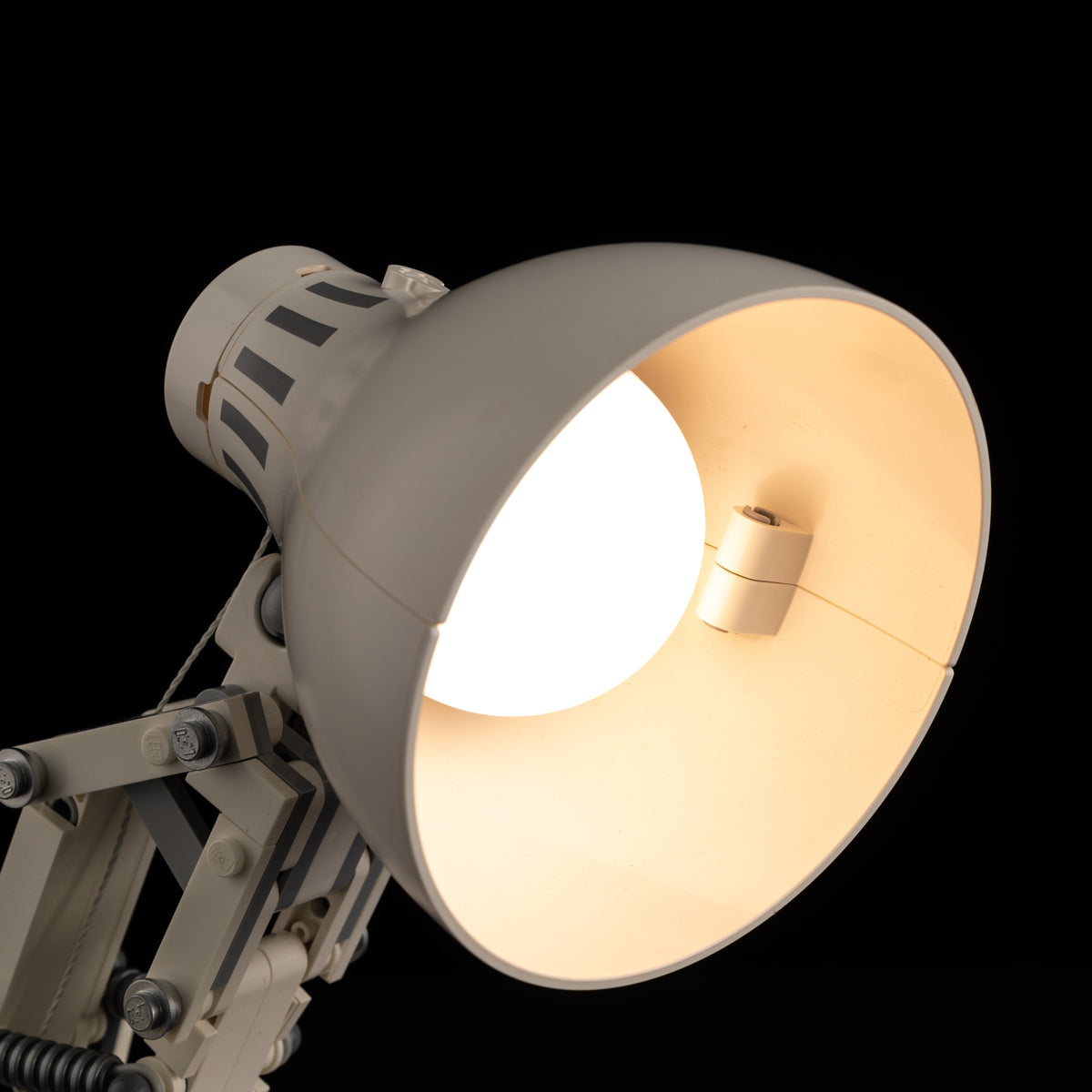Light Kit for LEGO® Pixar Lamp – Luxo Jr. 21357 (Updated)