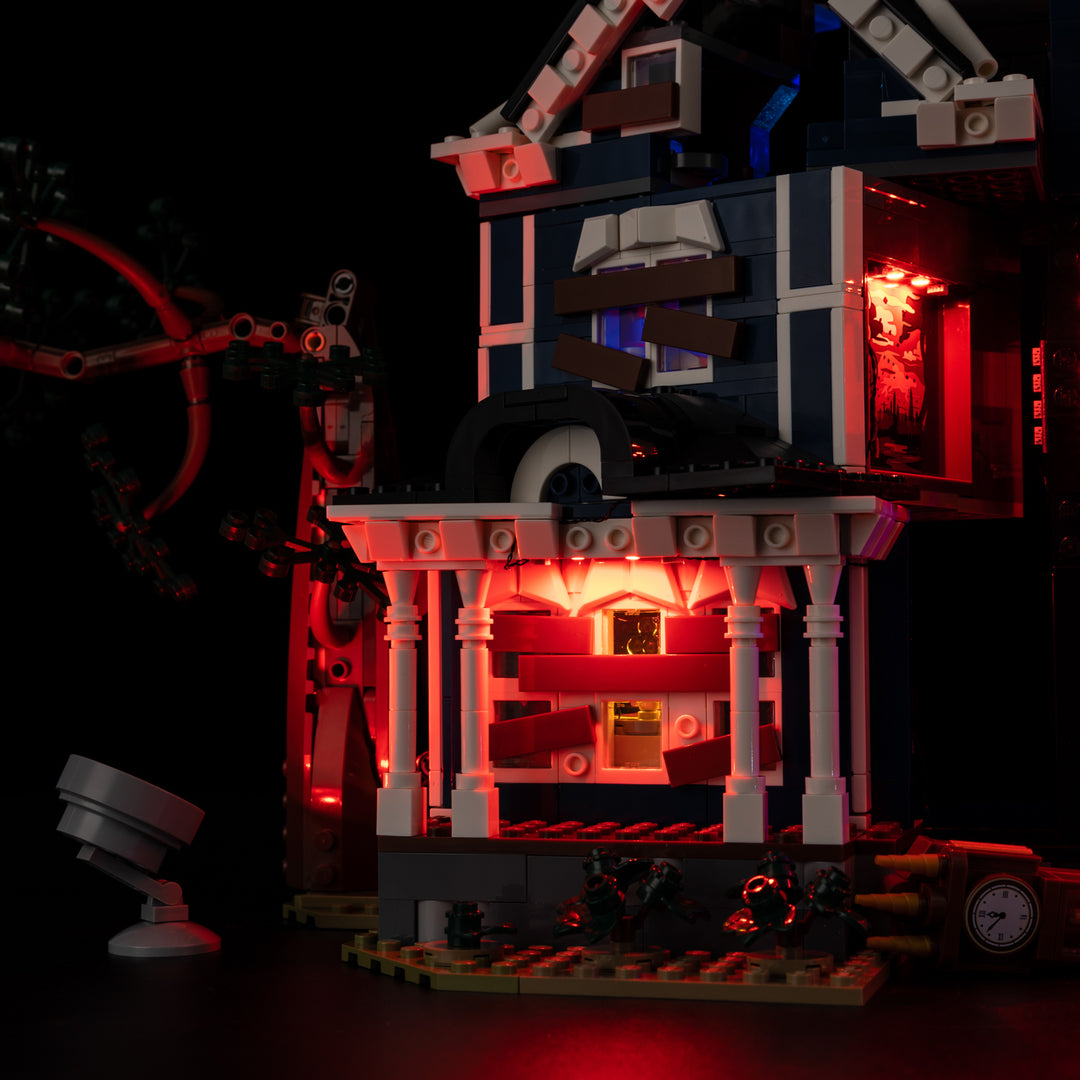 LEGO® Stranger Things: The Creel House 11370 Light Kit