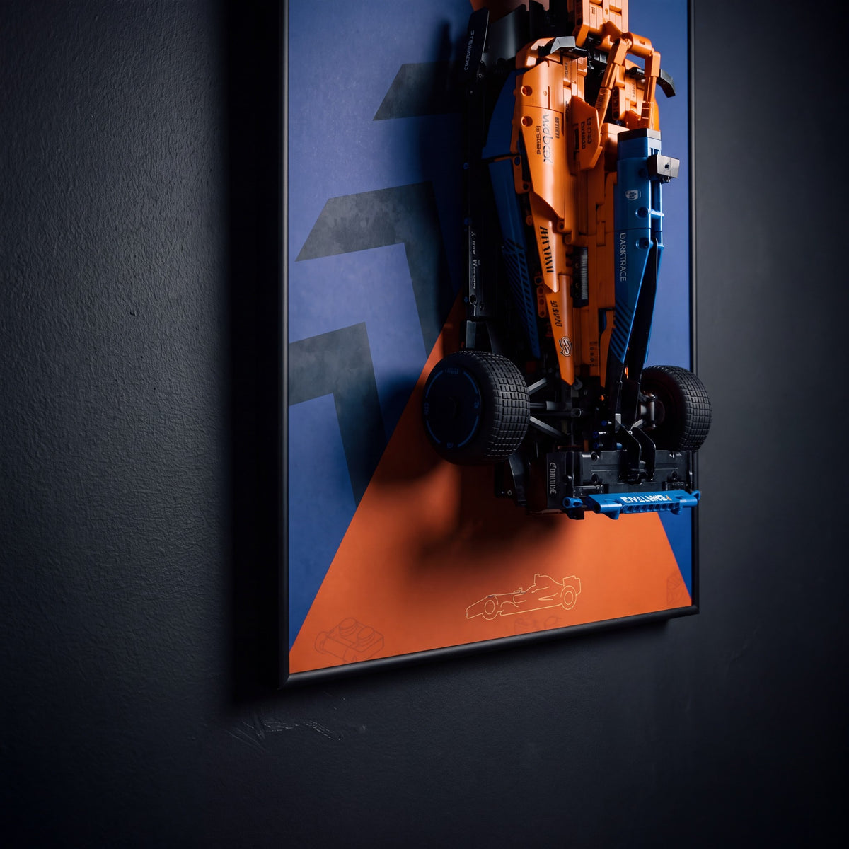 McLaren F1 42141 wall-mount detail